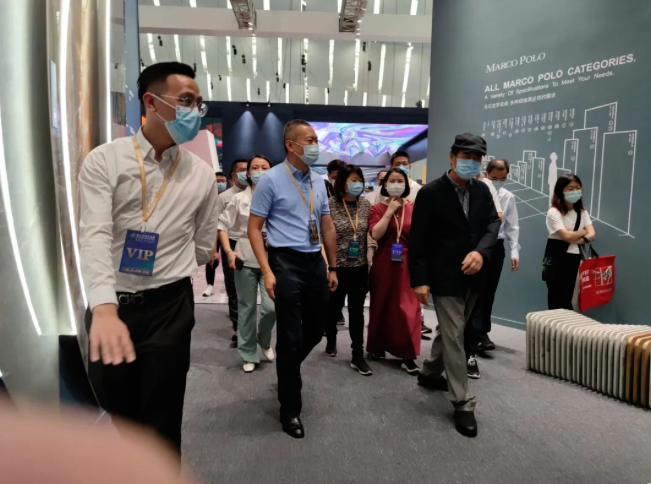 強強聯合：碧桂園董事局主席楊國強超級認可馬可波羅瓷磚的新產品