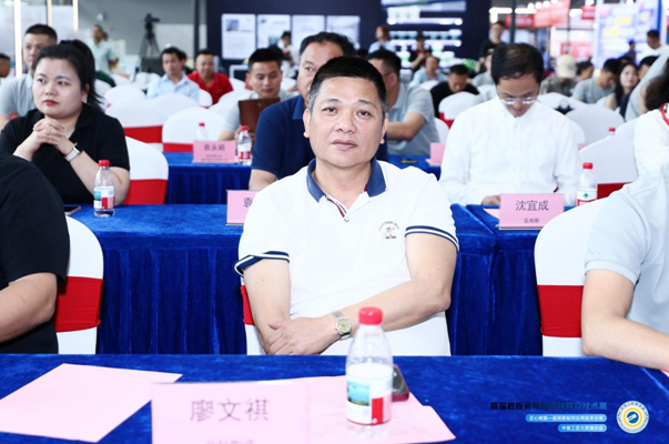 巧技筑界，狀元護航 | 金科瓷磚獨家冠冕工匠盛典！