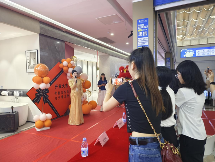 再啟新篇｜能強瓷磚龍巖居然之家旗艦店盛大開業(yè)！